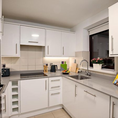 Monarch House - Serviced Apartments - Kensington Londra Exterior foto